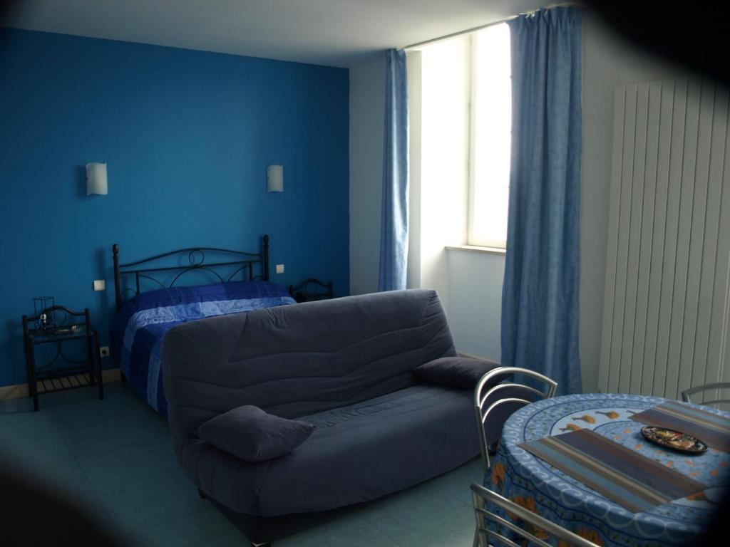 Appart'Hotel Bellevue Thermes De La Reine Bagneres-de-Bigorre Room photo